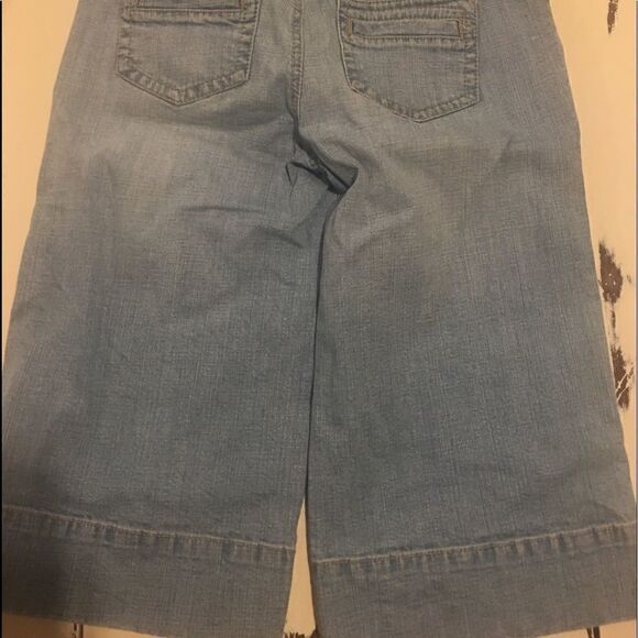 Vintage size 5 wide leg blue jean capri shorts distressed - Picture 6 of 9